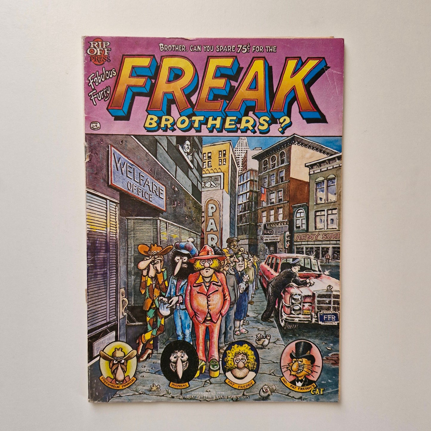 Fabulous Furry Freak Brothers #4 1975 VG/FN 1st Printing